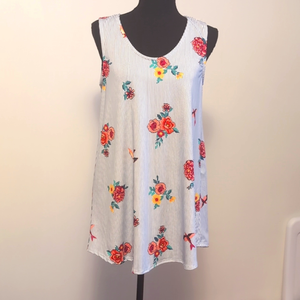 Agnes and Dora tank size medium